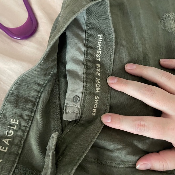 American Eagle AEO Highest Rise Mom Short 18 - Picture 5 of 6